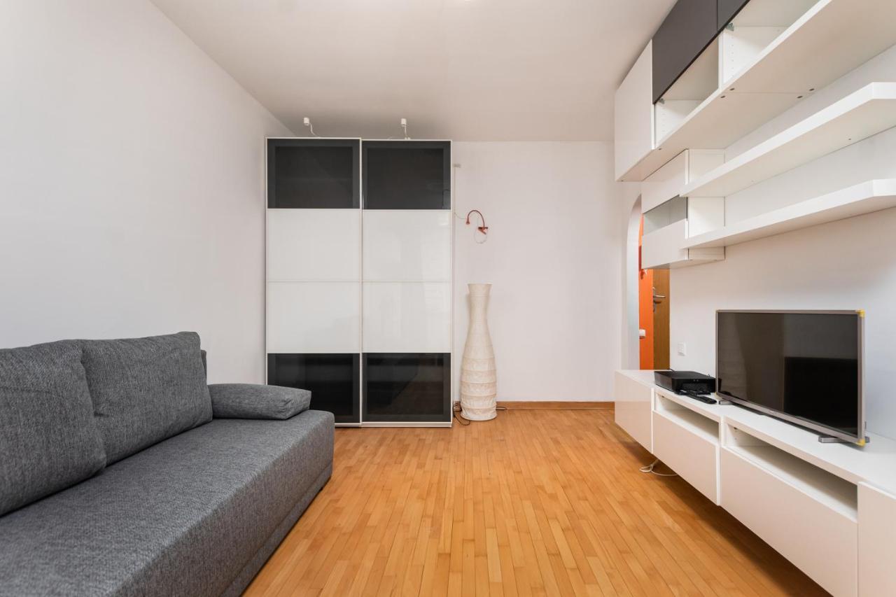Anielewicza 49 By Homeprime Warsaw Ngoại thất bức ảnh